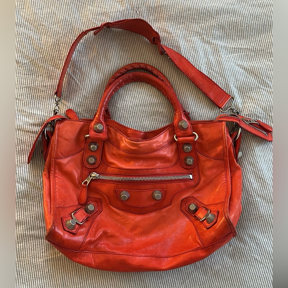 Authentic Balenciaga City bag with Giant hardware!